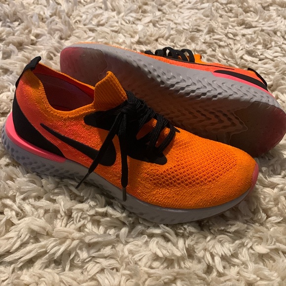 Nike Epic React Flyknit (GS) Sz 7Y Copper flash/Black Exc. condition 943311 800 - Picture 1 of 9